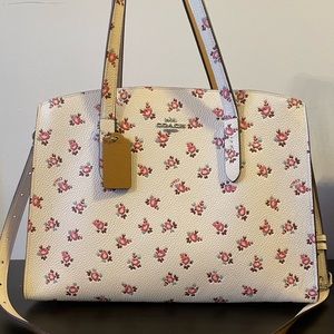 Coach Floral Bag🌸🌺
